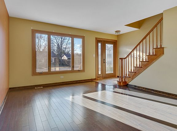 2nd image of 240 Hobble Bush Dr