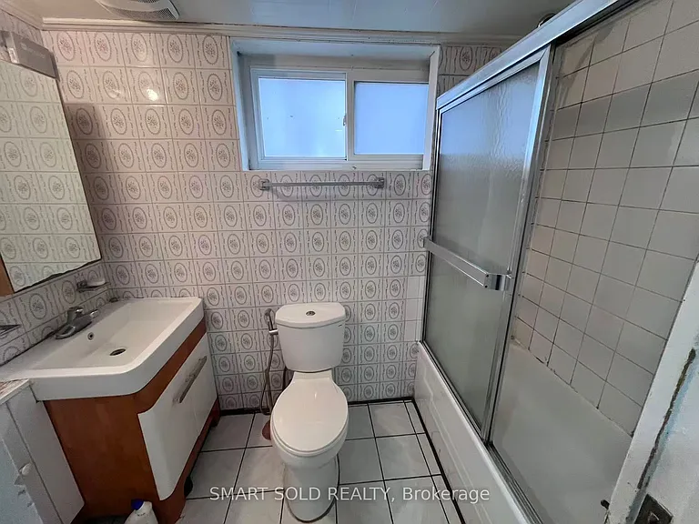 58 Emmeline Cres #BASEMENT — Photo 12