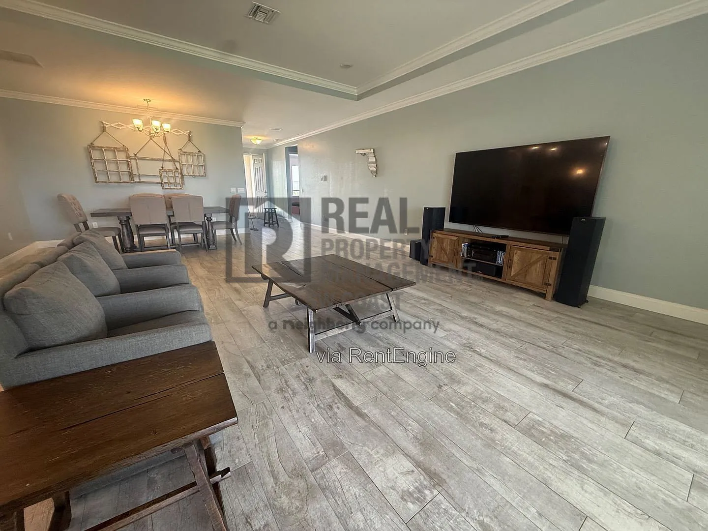 4 bed, 3.0 bath, 2361 sqft, $2,500 — Photo 2