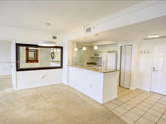 4th image of 19501 W Country Club Dr APT 1615