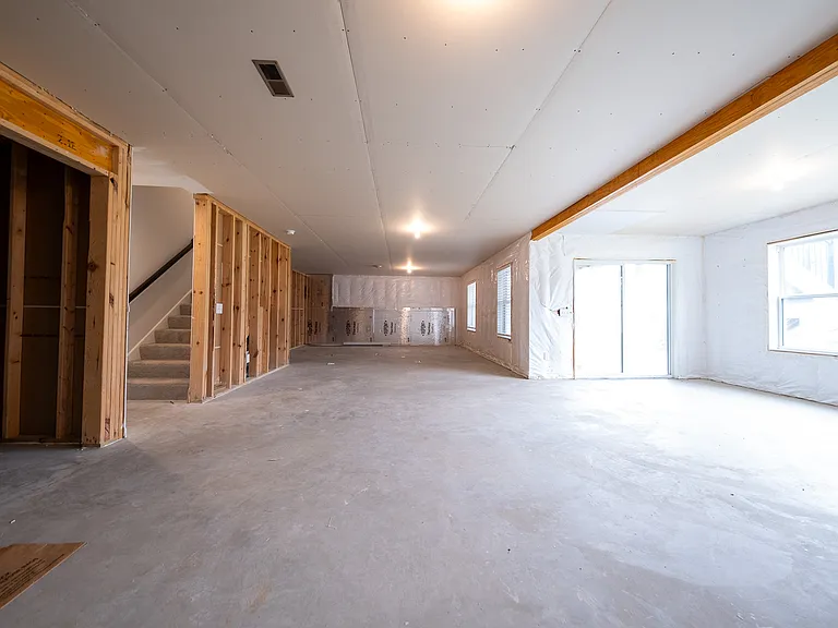 3849 Thrush St — Photo 42