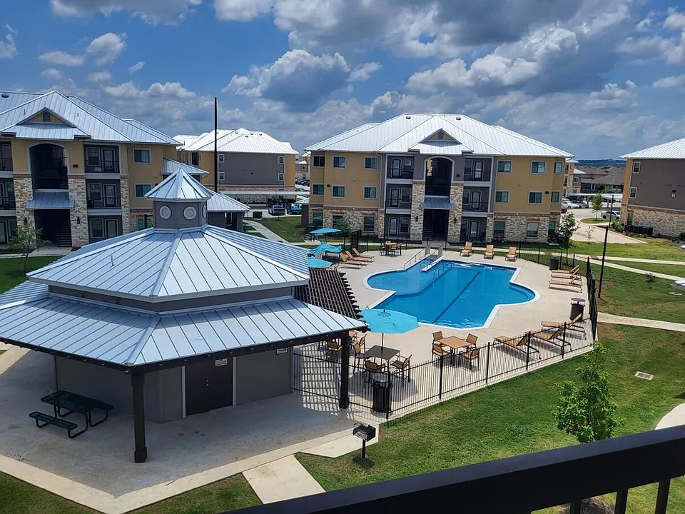 Kallison Ranch Apartments