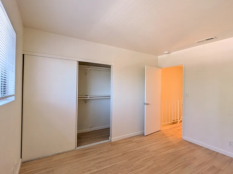 1580 Frisbie Ct — Photo 8