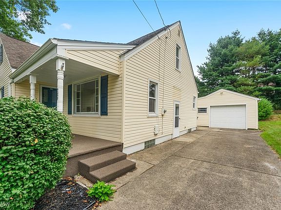 2nd image of 239 Elmwood Dr
