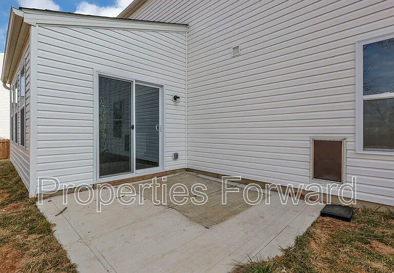 21 Thurber Rd — Photo 45