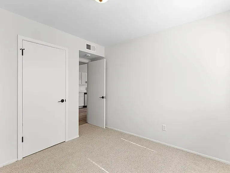 10017-10021 Rodium Dr — Photo 12