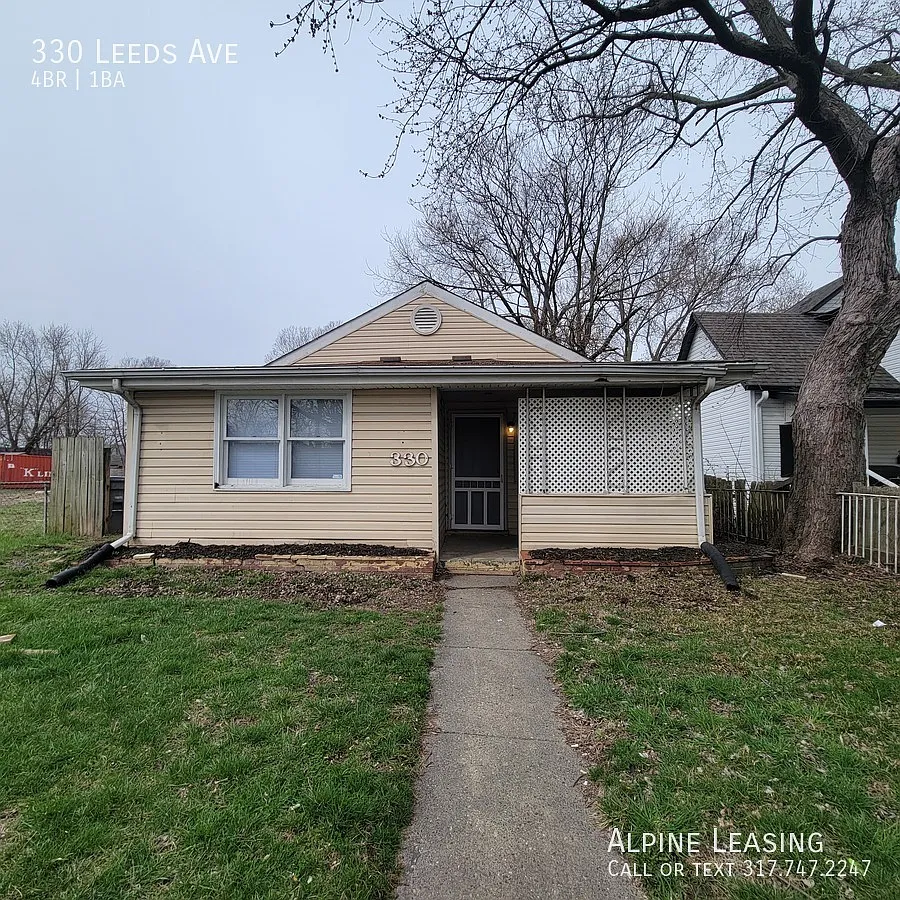 330 Leeds Ave photo 1