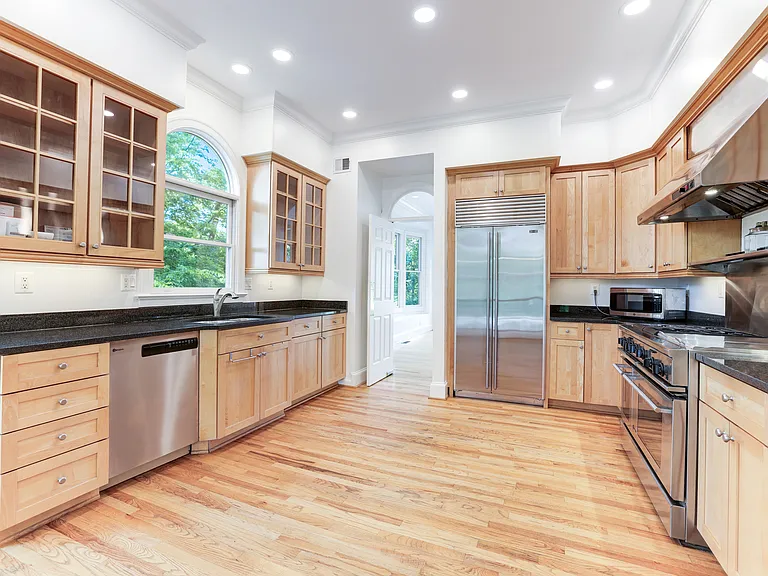 Gourmet chef's kitchen with 48 inch range.