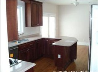 175 Provident Pl, Coventry, RI 02816