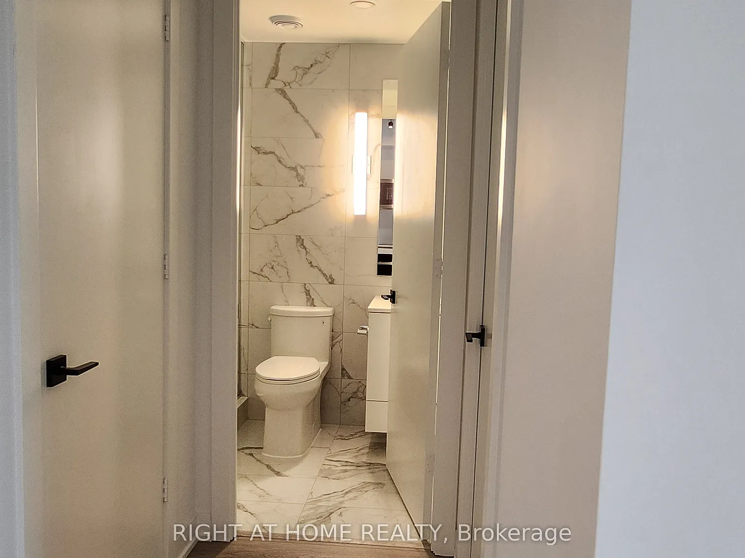 1 bed, $2,350 — Photo 4