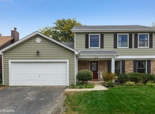 1528 Bonaventure Dr, Naperville, IL 60563