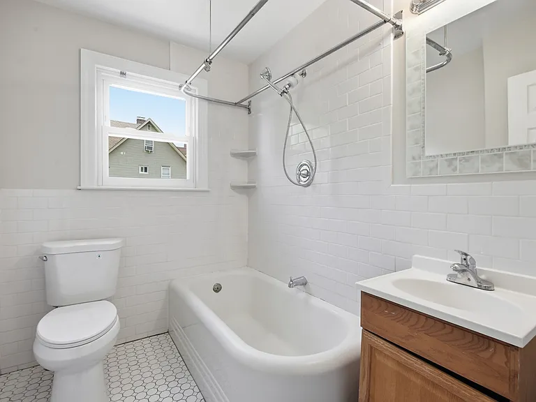 23 William St #B — Photo 10