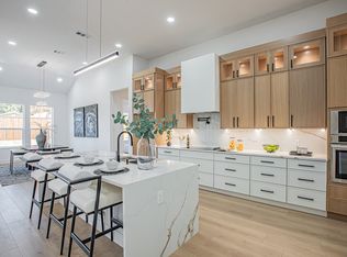 6807 Coral Ln, Sachse, TX 75048