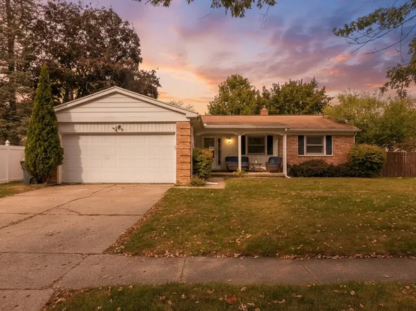 1332 Sussex St, Portage, MI 49024