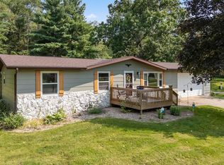 S3273 Lake Virginia Rd, Reedsburg, WI 53959