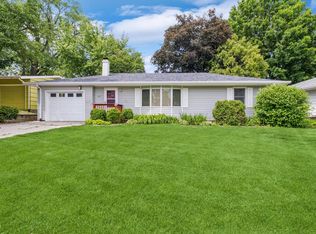221 16th St, Ames, IA 50010