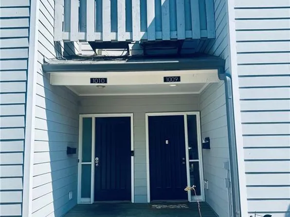 1009 Riverbend Club Dr SE, Atlanta, GA 30339