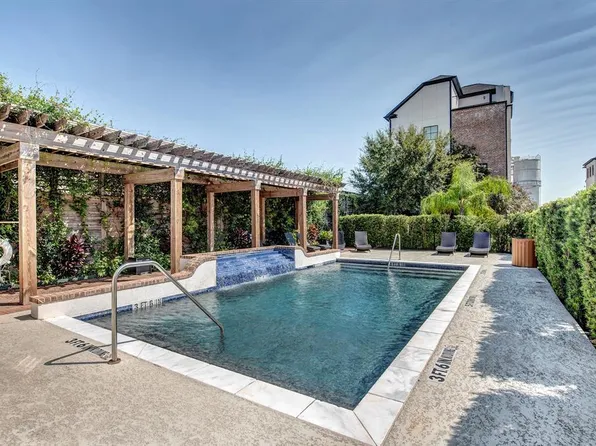 5628 Cohn Ter, Houston, TX 77007