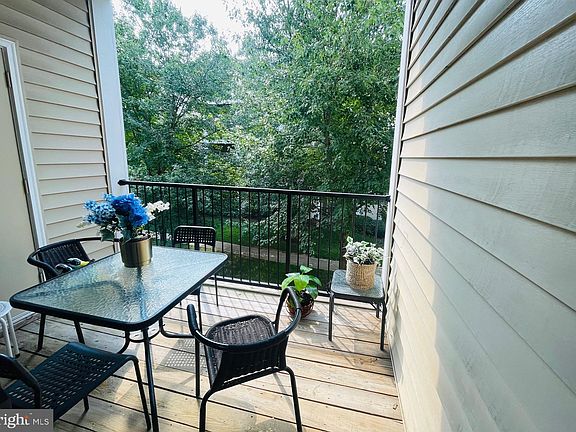 5th image of 13501 Kildare Hills Ter APT 202