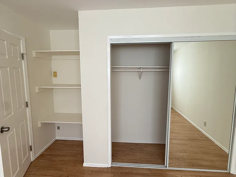 1350 Torrance Blvd #D — Photo 15