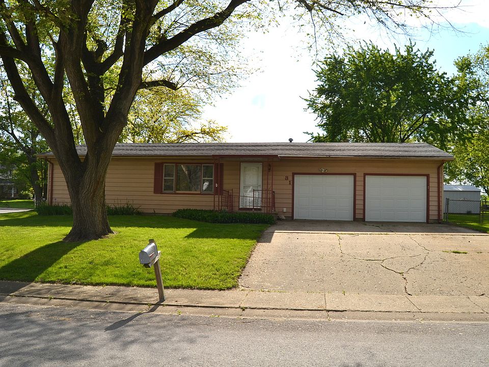 1st image of 31 Rosewood Dr