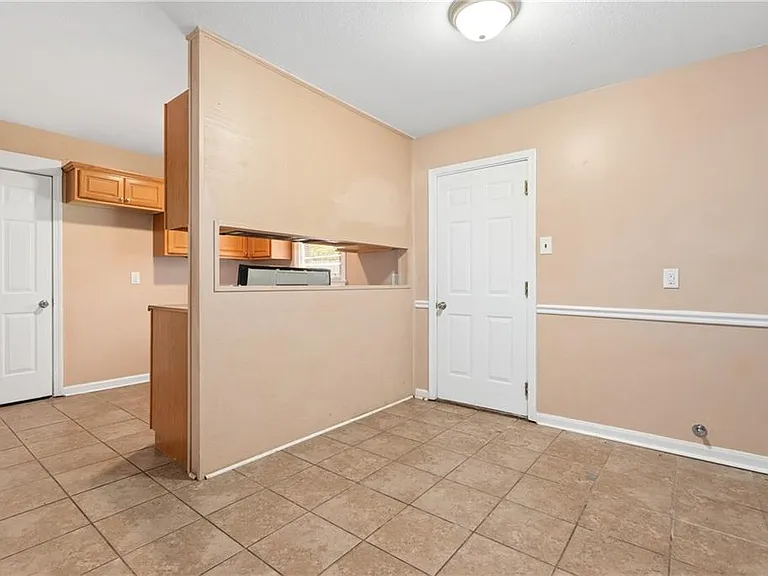 4242 Marmora Dr — Photo 7