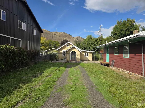 210 Pine St, Kooskia, ID 83539