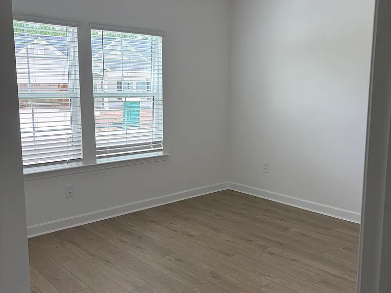6265 Zoe Way — Photo 11