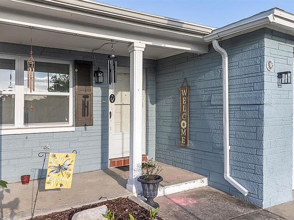 2nd image of 9320 Lido Ln