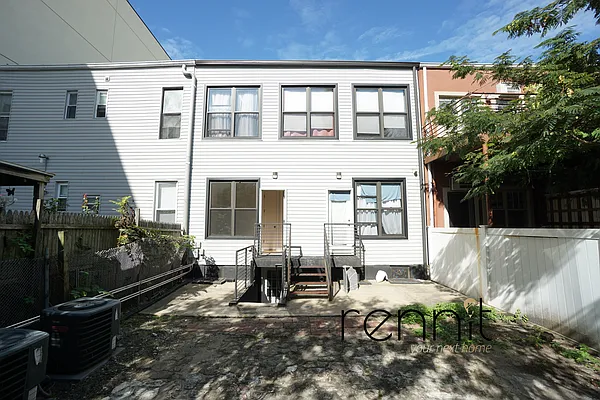 Rented by Rennit Inc. | media 25