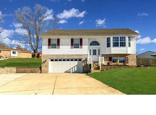 206 Adams Ct, New Haven, MO 63068