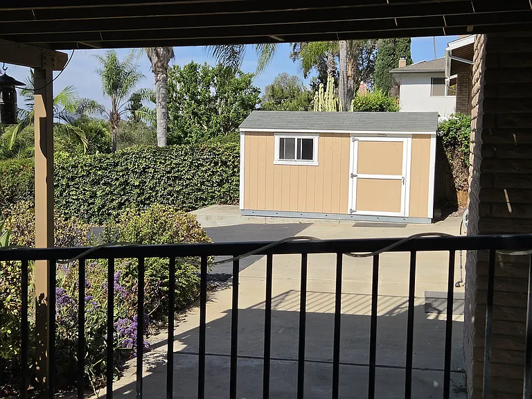 1037 Alta Vista Dr — Photo 51