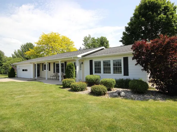 3622 Wemple Rd, Traverse City, MI 49686