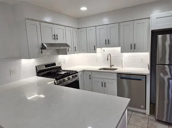 700 Schuyler Ave APT G34, Kearny, NJ 07032