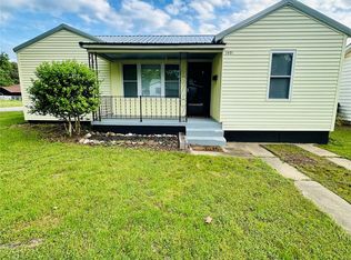 1001 Summit St, Henryetta, OK 74437
