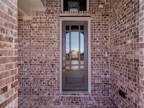 3rd image of 1224 Nannyberry Dr