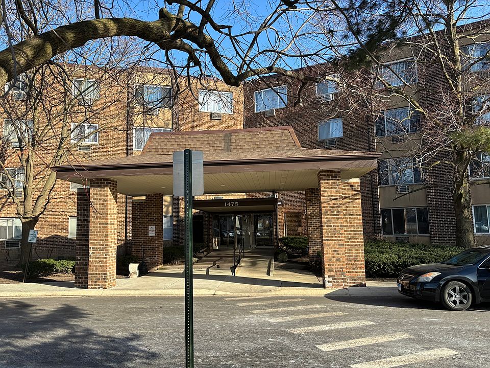 1st image of 1475 Rebecca Dr APT 215