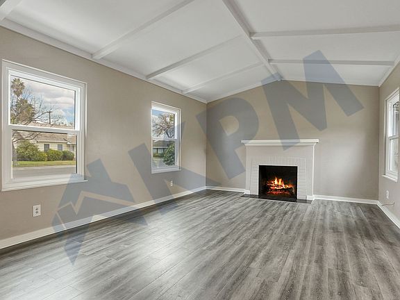 5th image of 2735 Bonnie Ln