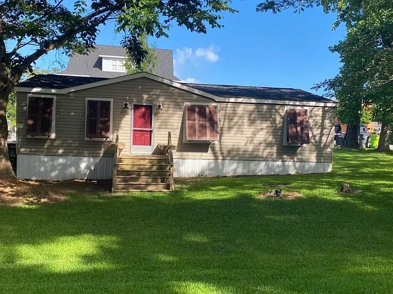 241 Hl Smith Rd — Photo 1