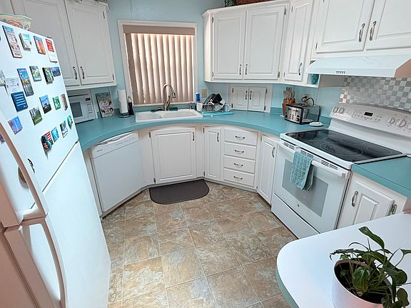 4th image of 6992 W Woodbridge Dr #82