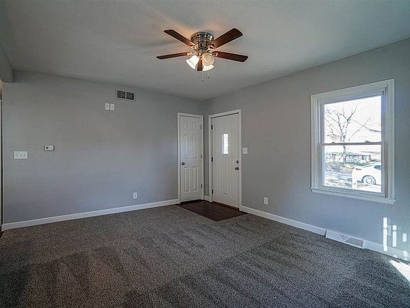 5th image of 311 W Walnut St