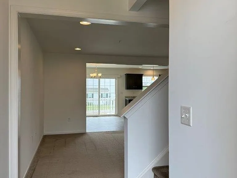 1614 Haralson Dr — Photo 4