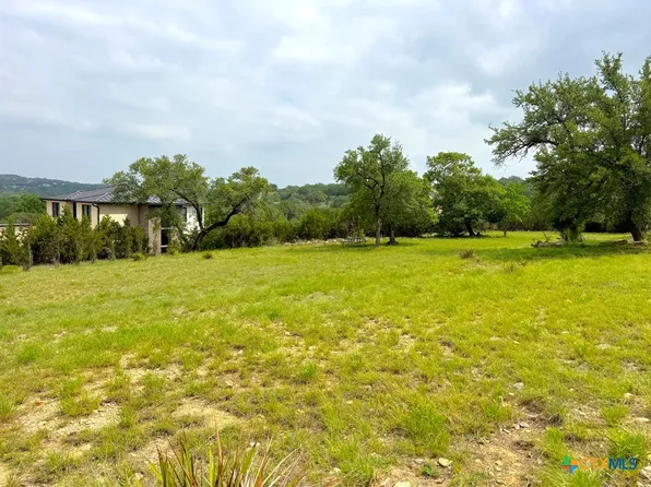 726 Caballo Trl, Canyon Lake, TX 78133