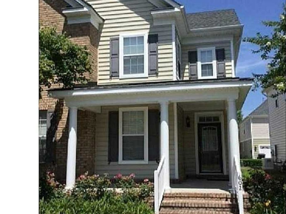 1st image of 602 Normandy St