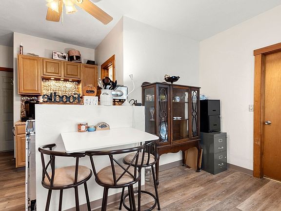 5th image of 158 Park St APT 3