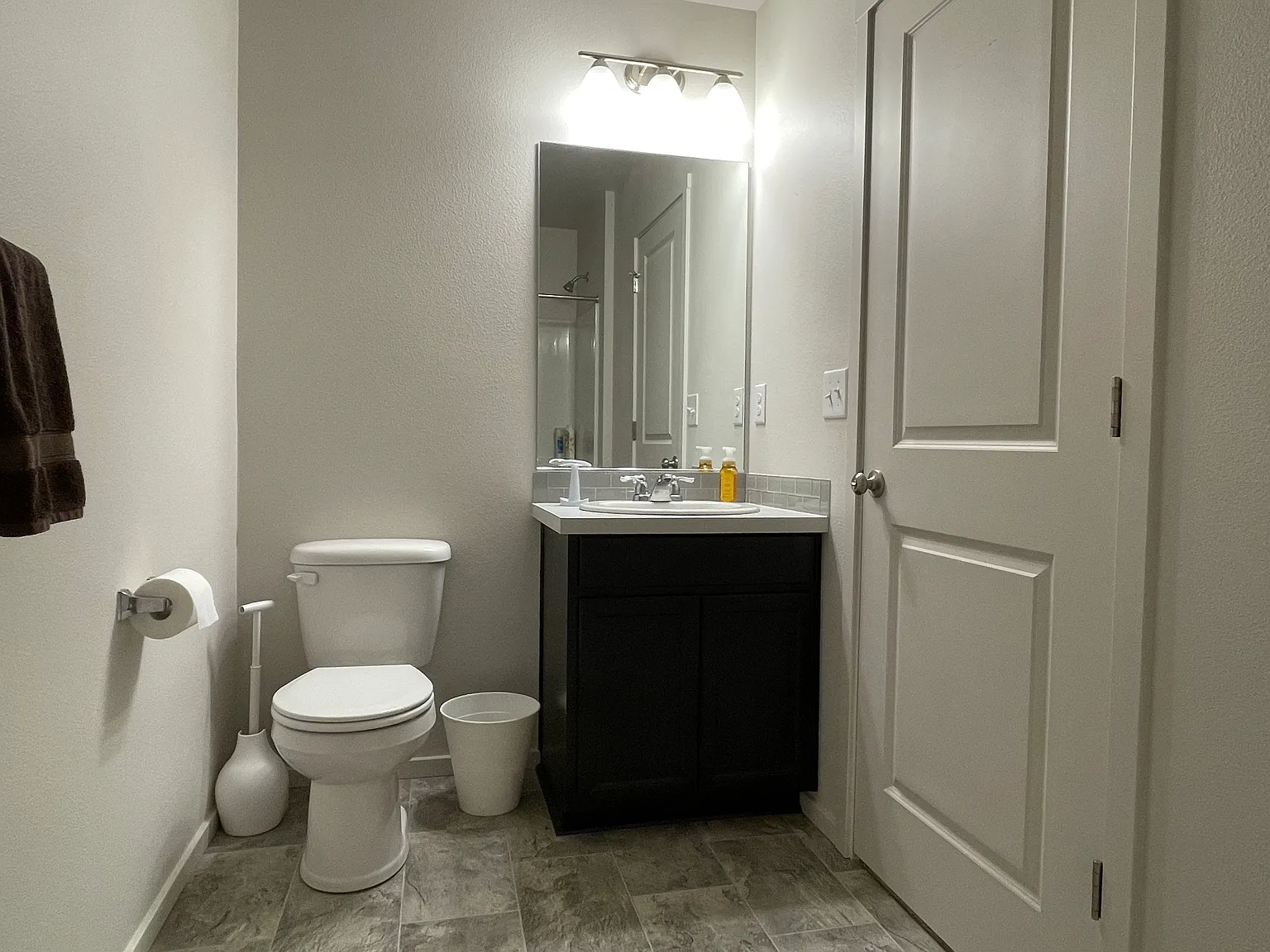 3 bed, 1562 sqft, $2,400 — Photo 3