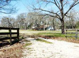 115 County Road 430, Buffalo, TX 75831