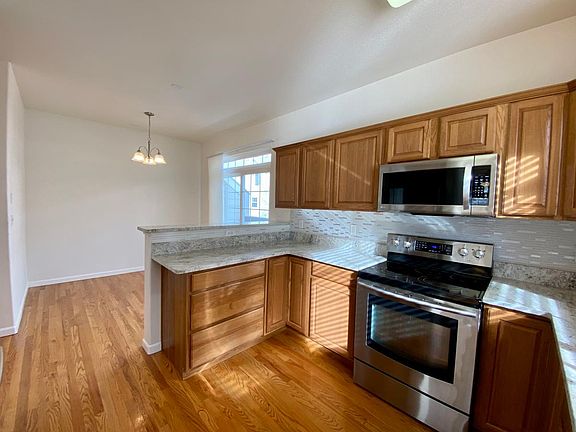 5th image of 16982 E Warren Pl