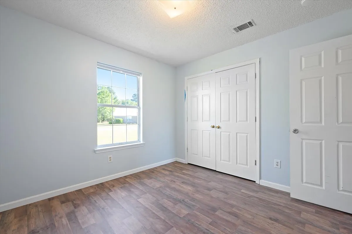 756 Melissa Drive - 1 — Photo 3