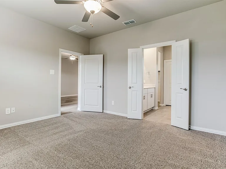 612 McKenna Dr — Photo 15